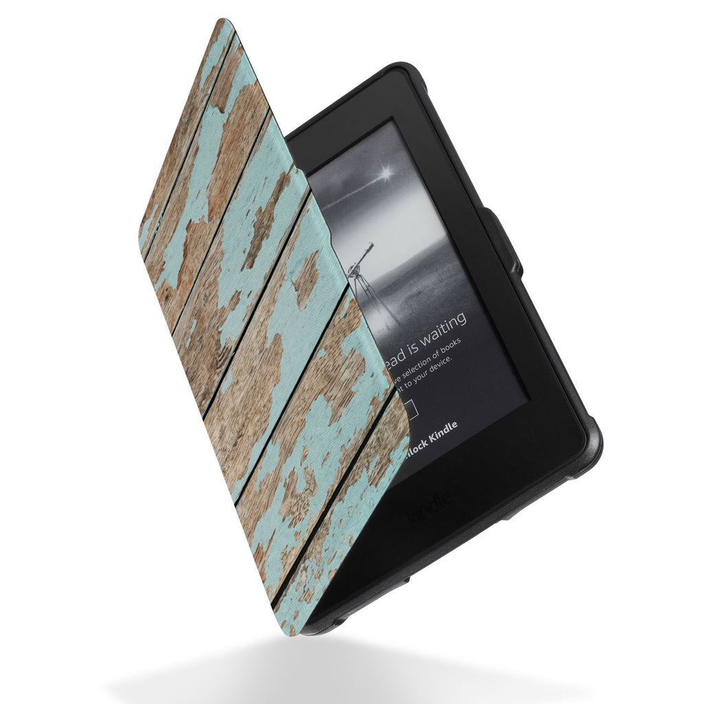 Reinforced rubber bumpers on the corners to protect your Kindle Paperwhite